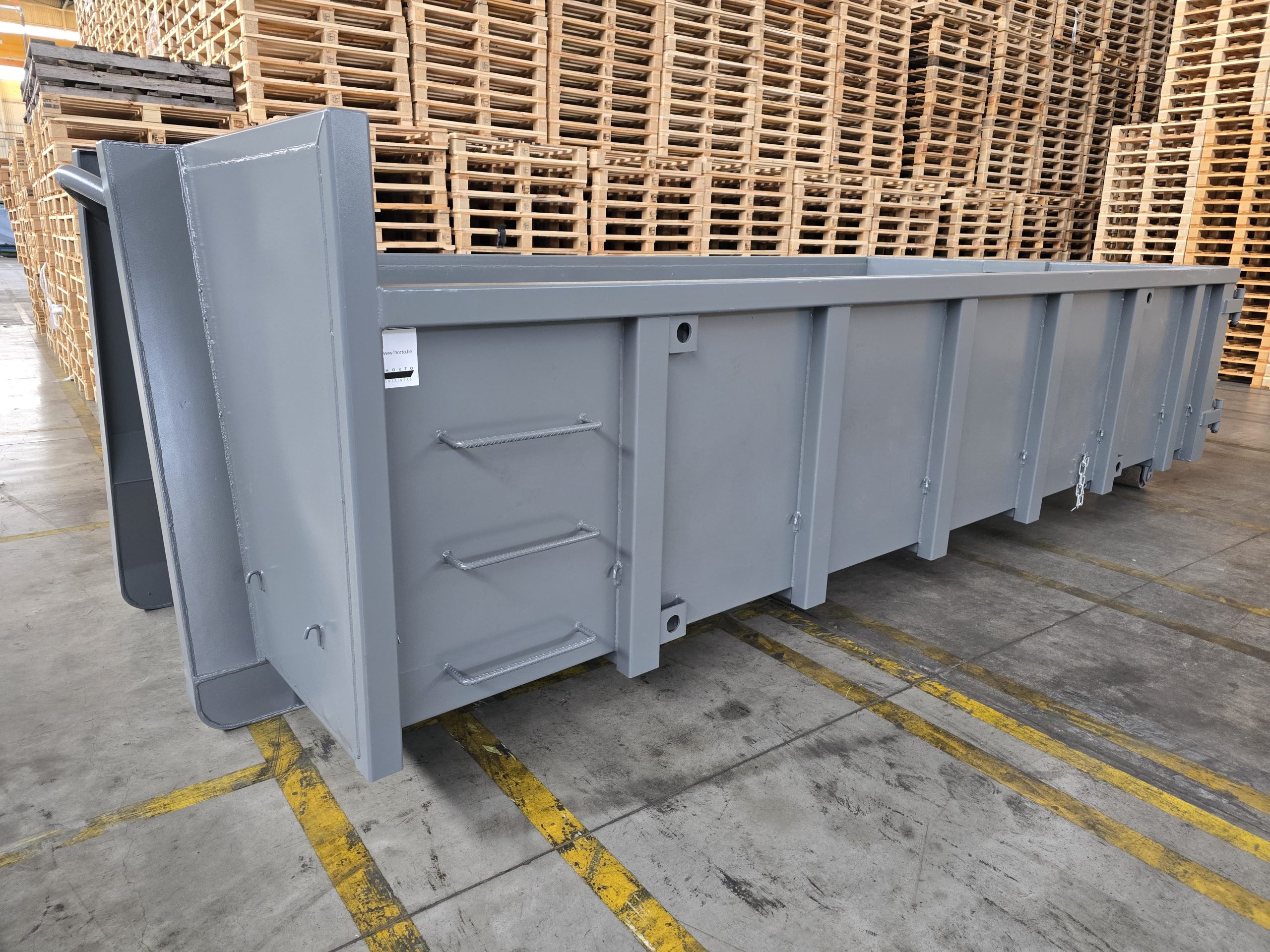 conteneur ouvert 10m3 conteneur Benne ferraille, conteneur benne démolition, benne renforcée, conteneur de chantier, gravats, déchets de démolition, Hardox, benne amovible, BTP Lhorto Belgique Liège